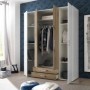 Armario 4 Puertas Abatibles + 2 Cajones Marburg