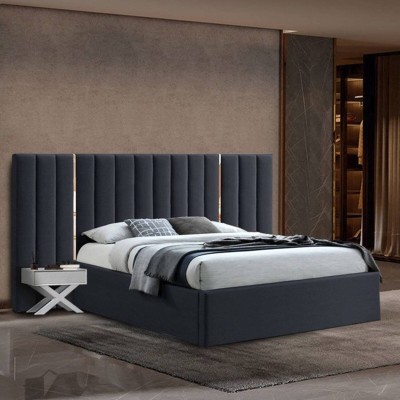 Cama Hilton Tapizada con Detalles en Plata (Cabecera Larga) + Colchón Opc.